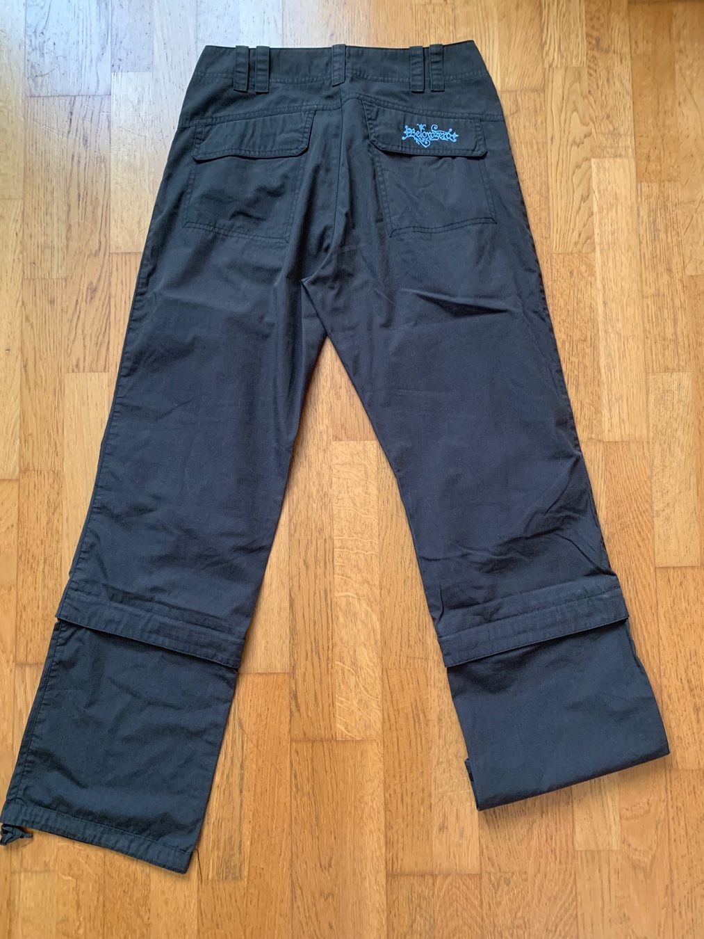 Pantaloni: Belowzero Wanderhose Ollvengrün Grösse M – Usato da Wettswil venduto da cipollina71 1