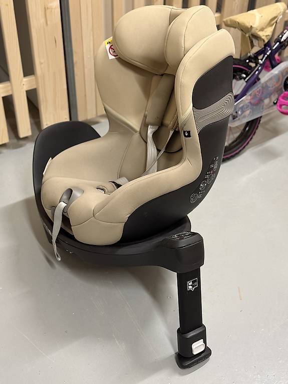 Cybex Seggiolini per auto: Siège auto Cybex Sirona S2 – Usato da Renens VD venduto da oli_g9xj 2