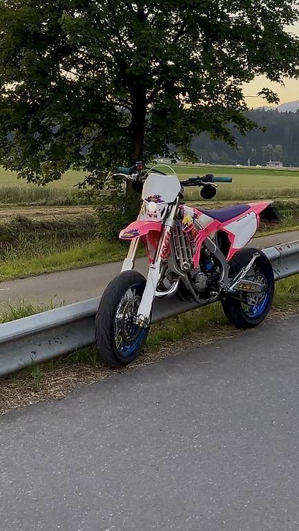 Tm Strada: TM SMR 125 FI 2022 Pink Edition – Usato da Buttikon SZ venduto da gko_g7sv 2