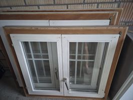 Fenster Holz mit Sprossen weiss zweiflügelig gebraucht