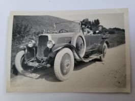 Foto altes Auto mit Personen CH Nummer 1920er R35