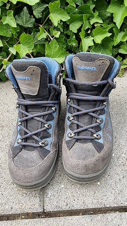 Scarpe per ragazzi: LowaWanderschuhe 33 – Usato da Rothenburg venduto da enya123 1