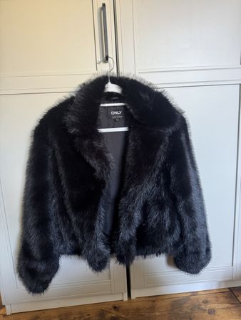 Fake Fur Jacke Only S schwarz