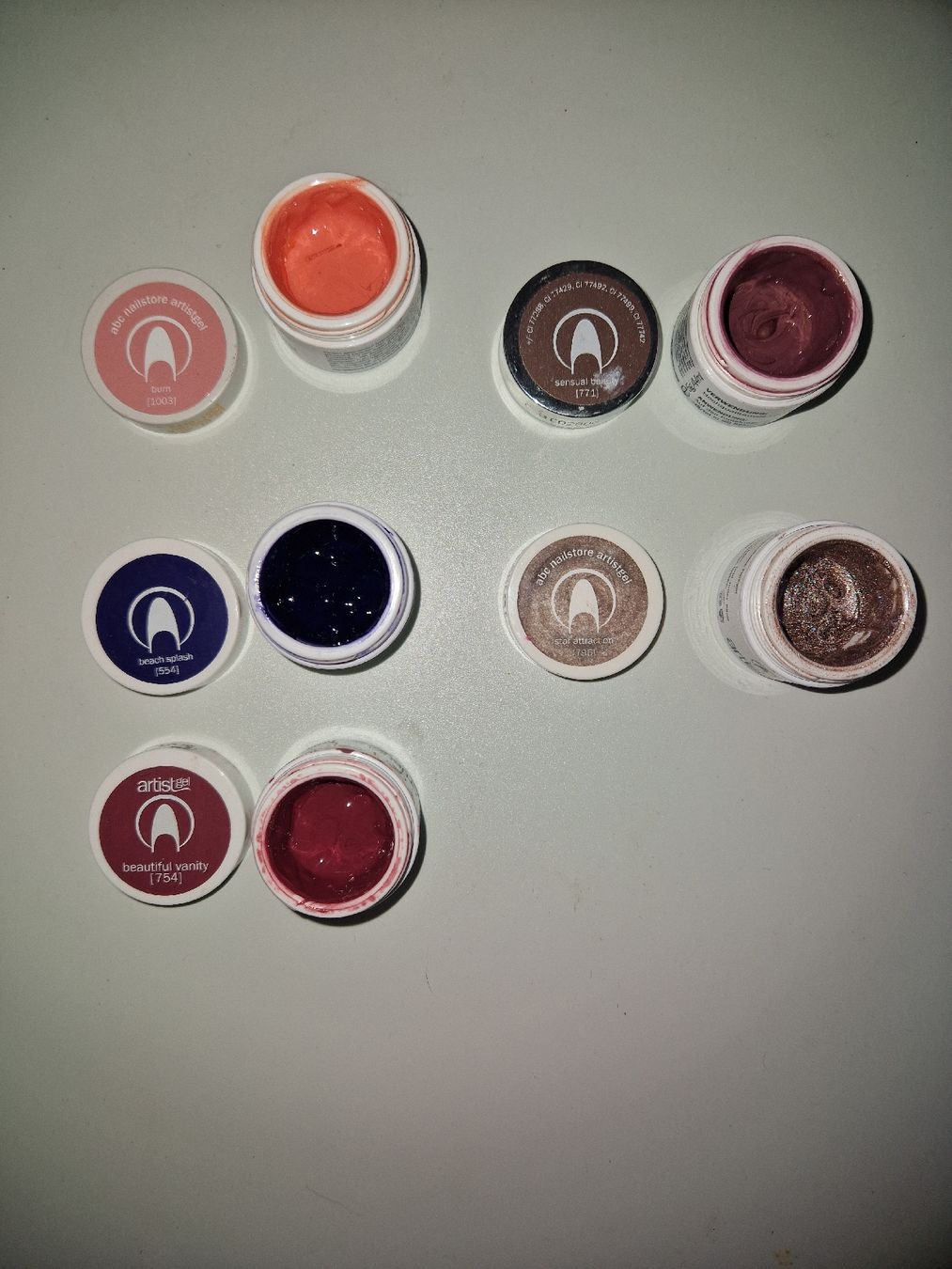 Smalto per unghie: Nageldesign ArtGele, verschiedene Farben – Usato da Etzwilen venduto da mue_mm76