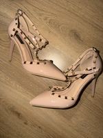 Elegante High Heels mit Nieten, Grösse 39,