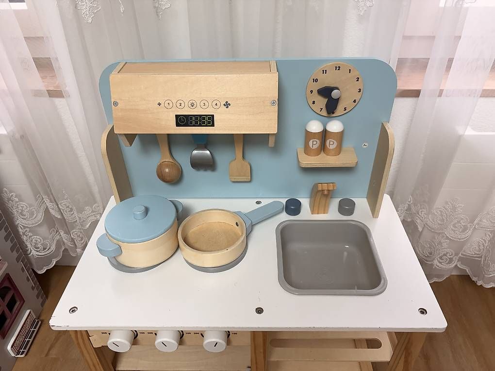 Komplettküchen: Holzküchenzeile mit Zubehör – Gebraucht aus Glarus von fam_qkb9 1
