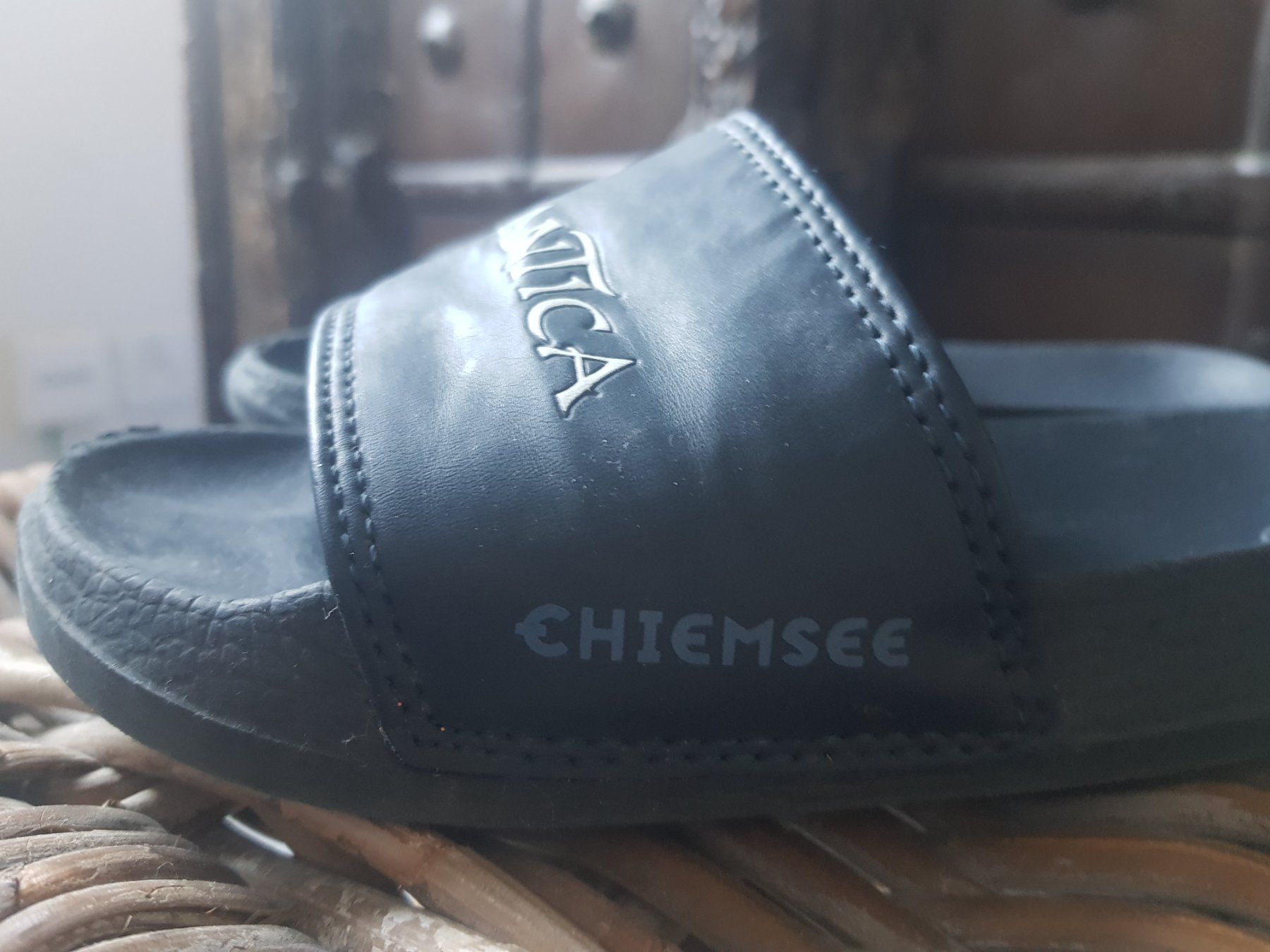 Herrenschuhe: KINDER BADESANDALEN – Gebraucht aus Root von LifestyleAccessoires 2