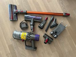 Dyson Akku-Staubsauger V10 Absolute mit Zubehör