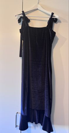 Missguided Samtkleid, dunkelblau, Gr. 46 - Neu mit Etikett