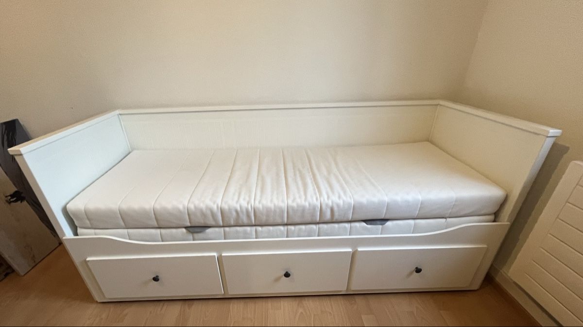 Betten: IKEA HEMNES Tagesbett  – Gebraucht aus Luzern von JanineV02