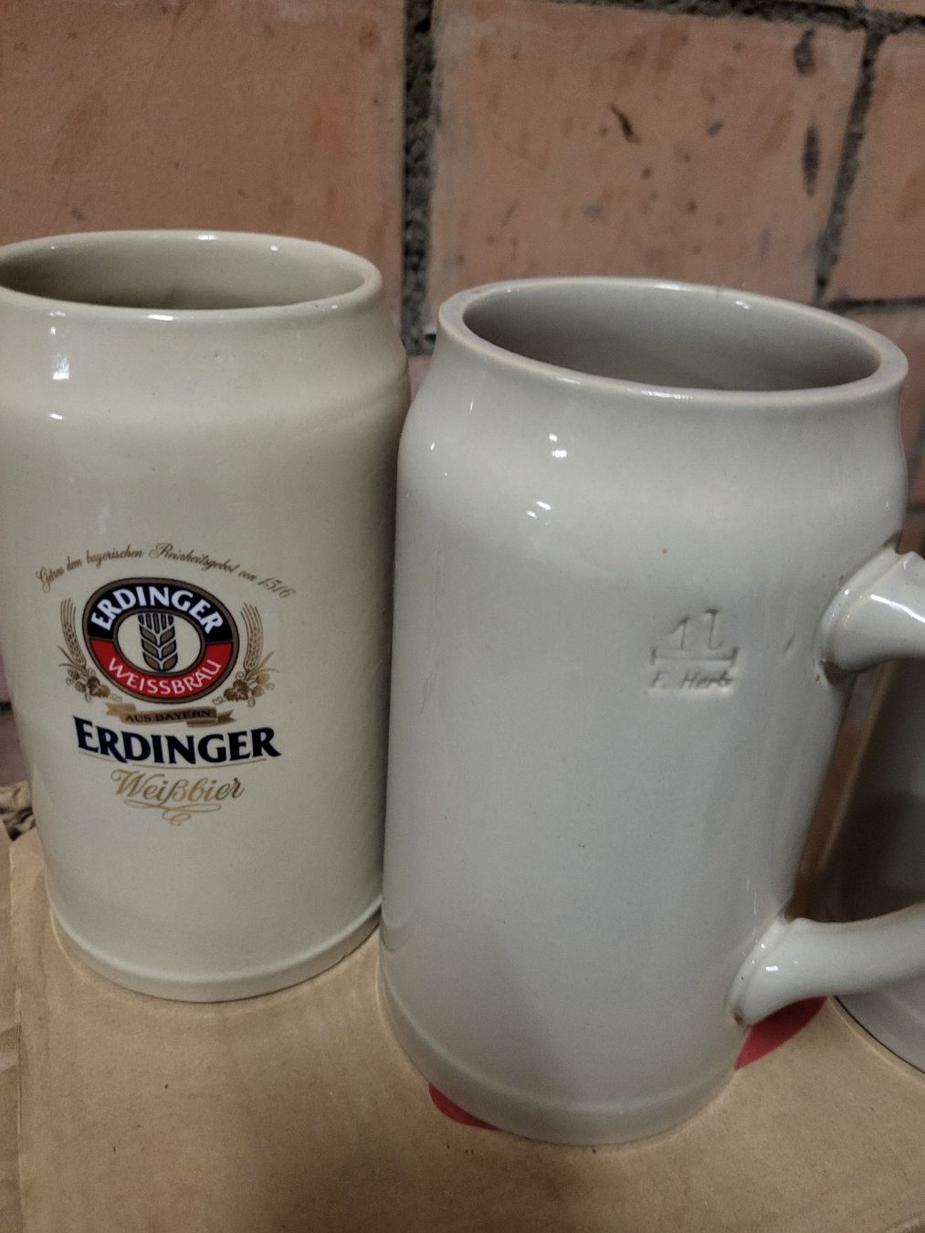 Erdinger Bicchieri: Erdinger Bierkrug 1 l, 3 Stück – Nuovo (secondo la descrizione) da Niedergösgen venduto da Lipa1 1