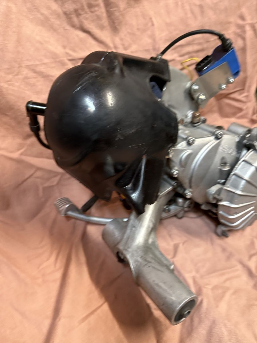 Piaggio Tutti pezzi di ricambio per scooter: Moteur Vespa Primavera VMA2M – Usato da Bouveret venduto da vit_br9v 2