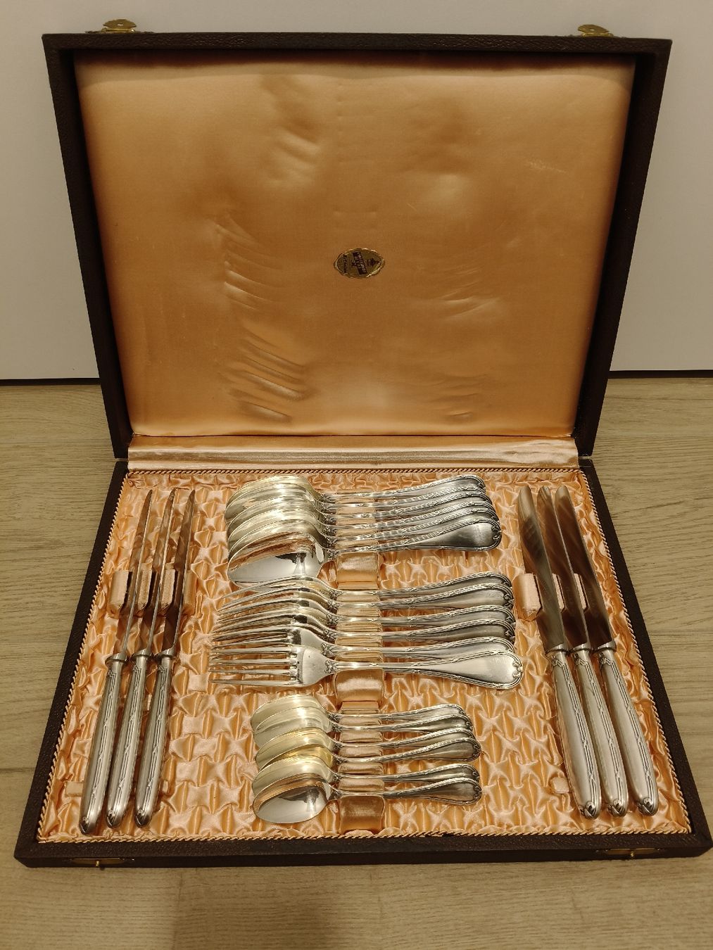 Christofle Couverts: Christofle "Ruban" 24 set – Neuf (Voir description) à Monthey par lesaffairesdecamille