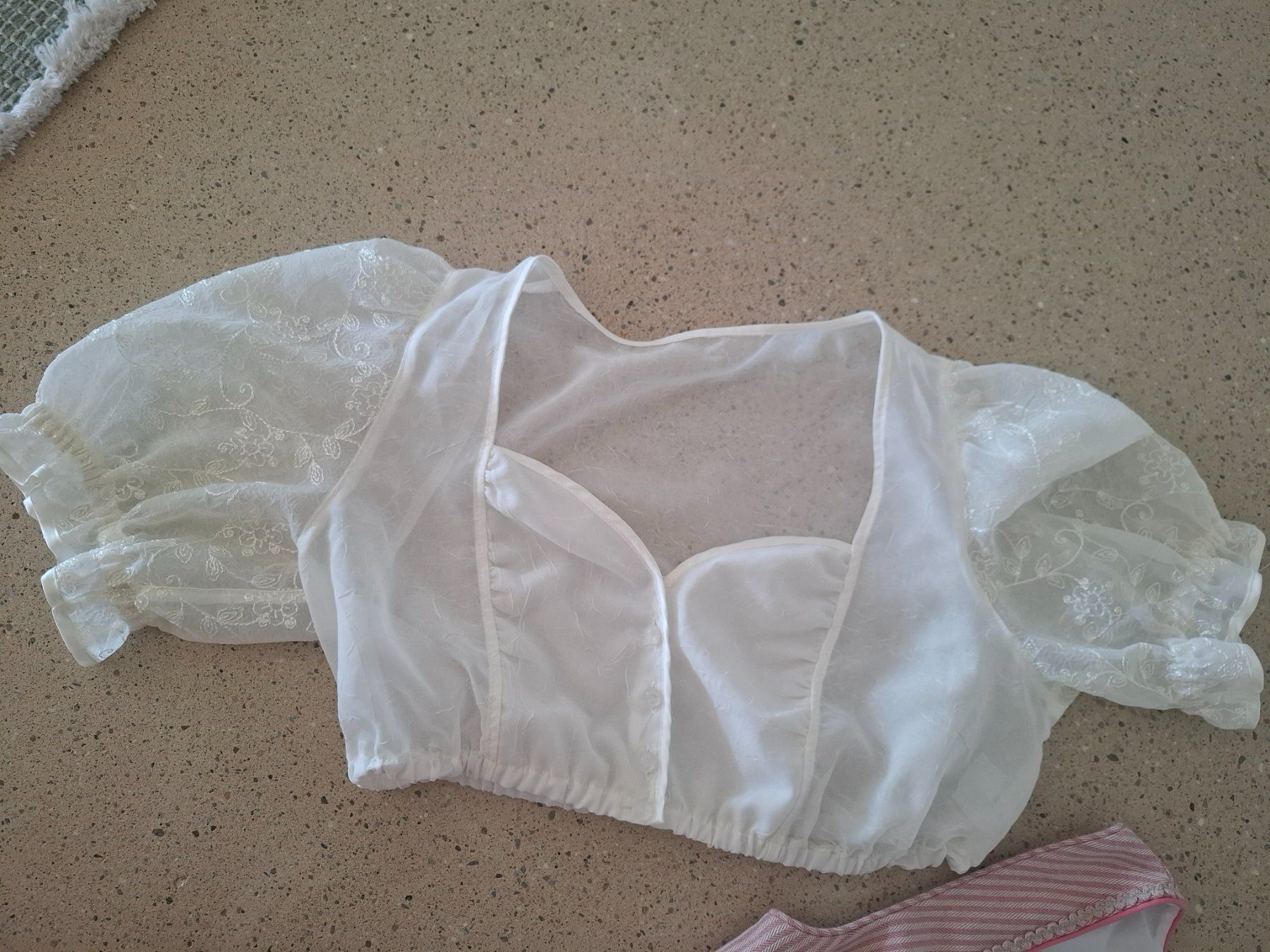 Robes: Hochwertiges Dirndl – D'occasion à Winterthur par fahrnera 6