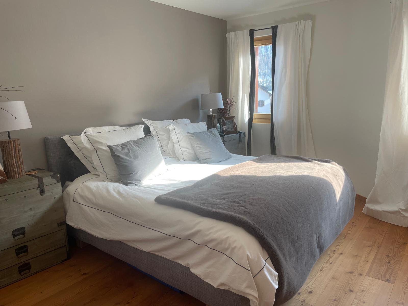 Ikea Letti: IKEA Boxspringbett mit Matratze 180x200 – Usato da Pontresina venduto da myclub