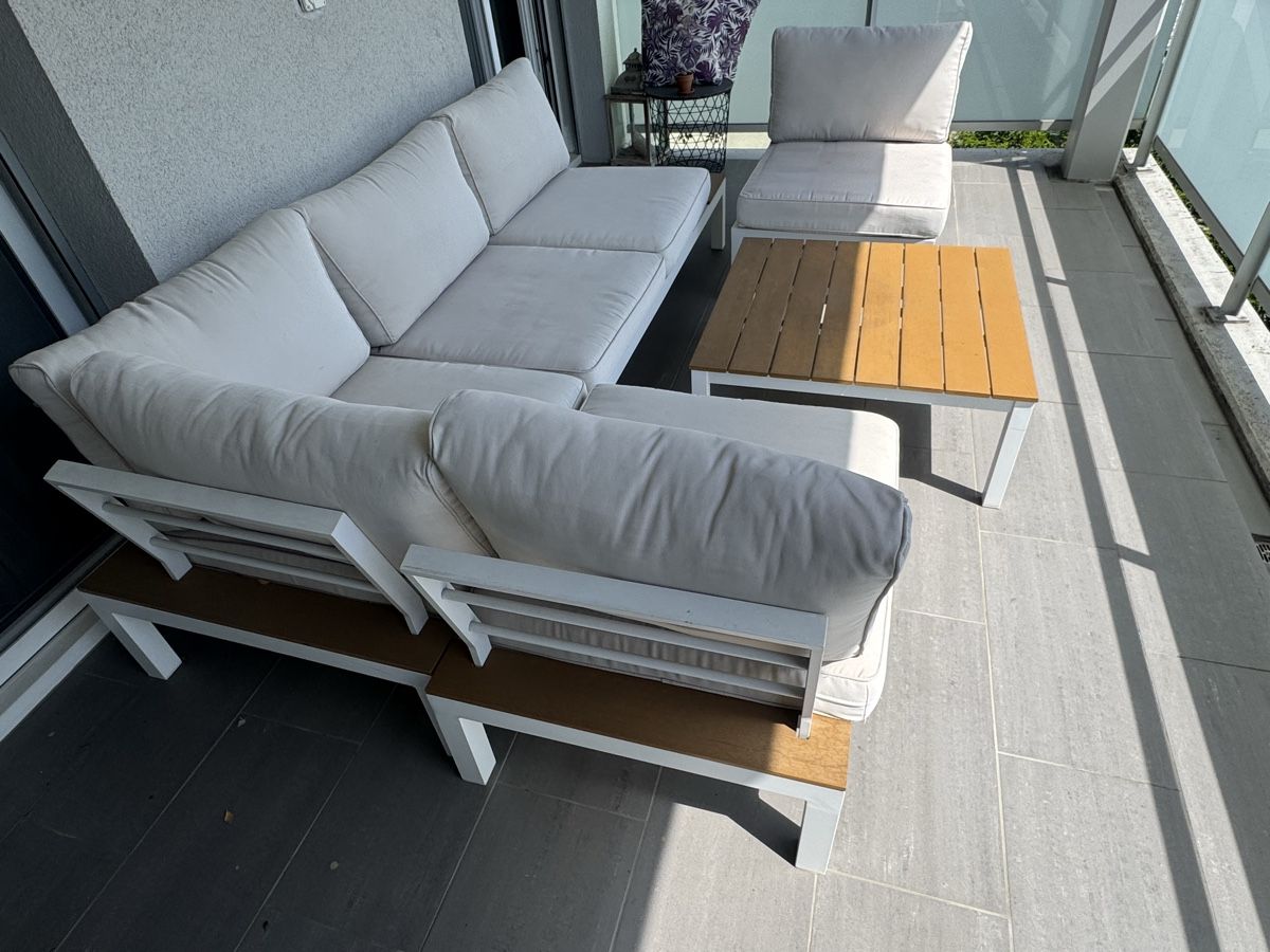 Divani: Garten lounge Set Weiss/grau, 3-teilig, Balkonmöbel – Usato da Rothenburg venduto da Serki5 1