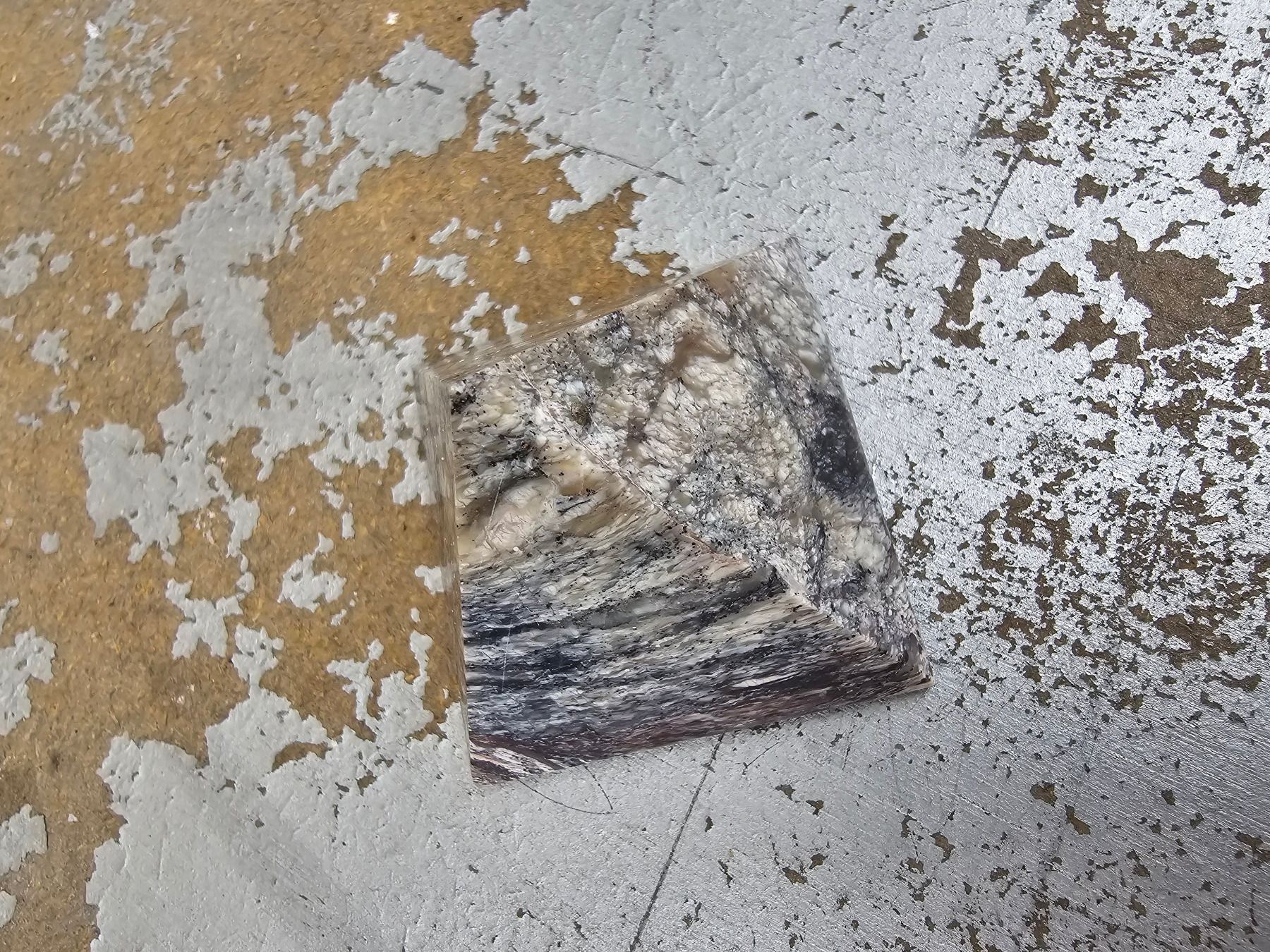 Mineralien & Heilsteine: Stein: Pyramide – Gebraucht aus Romanshorn von Rachacha 1