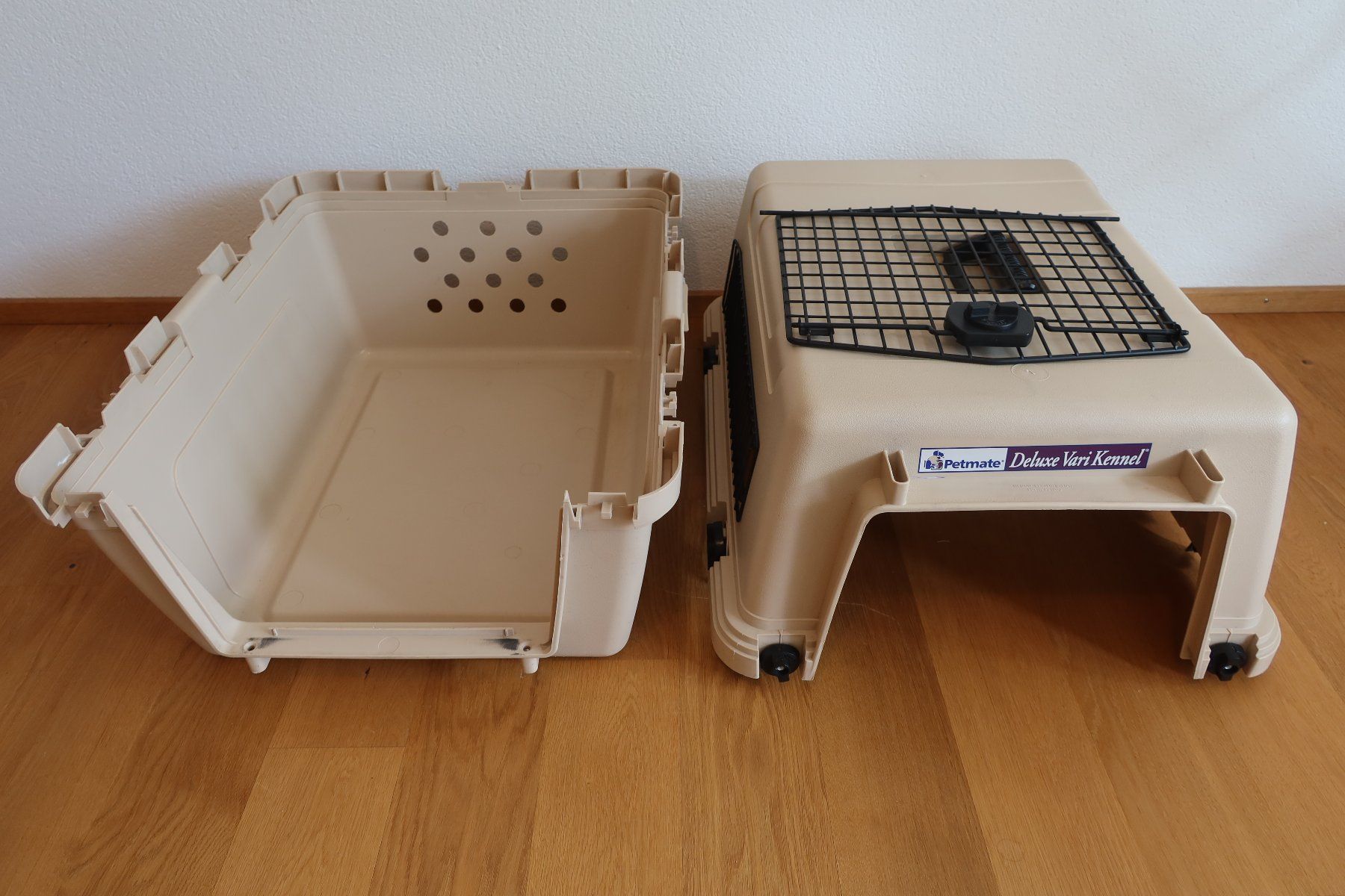 Gabbie, trasporto & Sicurezza: Petmate Deluxe Vari Kennel Medium – Usato da Kilchberg ZH venduto da and_y5q6 6