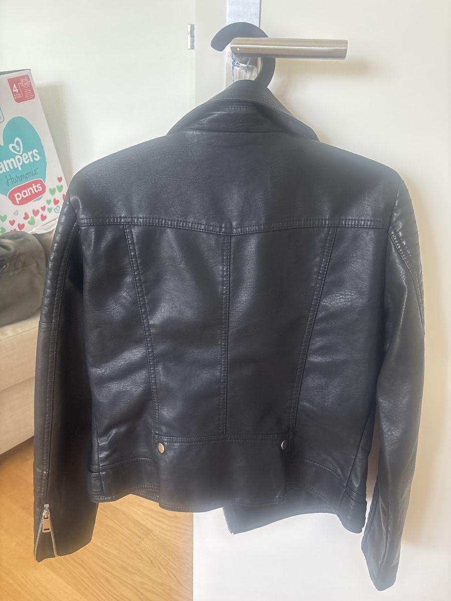Vero Moda Giacche: Schwarze Kunstlederjacke Gr. L – Usato da Untervaz venduto da Efri33 3