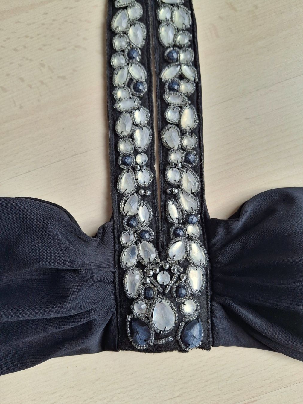 Badekleider & Bikinis: Schwarzer Bikini mit Strass-Steinen, Gr.M – Gebraucht aus Walterswil SO von peiper2 1