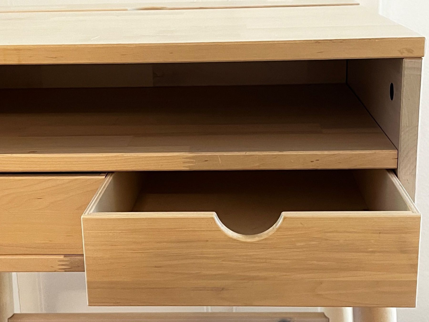 Ikea Kommoden: Stehpult Ikea – Gebraucht aus Zürich von Kiki572 1