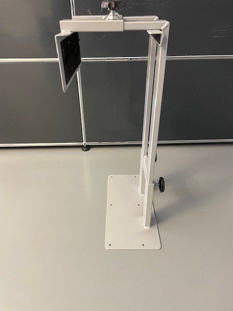 Supporti a parete: PC Halterung Tisch Büro Computer – Usato da Rudolfstetten venduto da haalaa 1