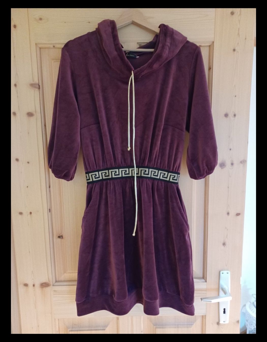 Vestiti: Kleid Samt M – Usato da Luzern venduto da Fledermaus82