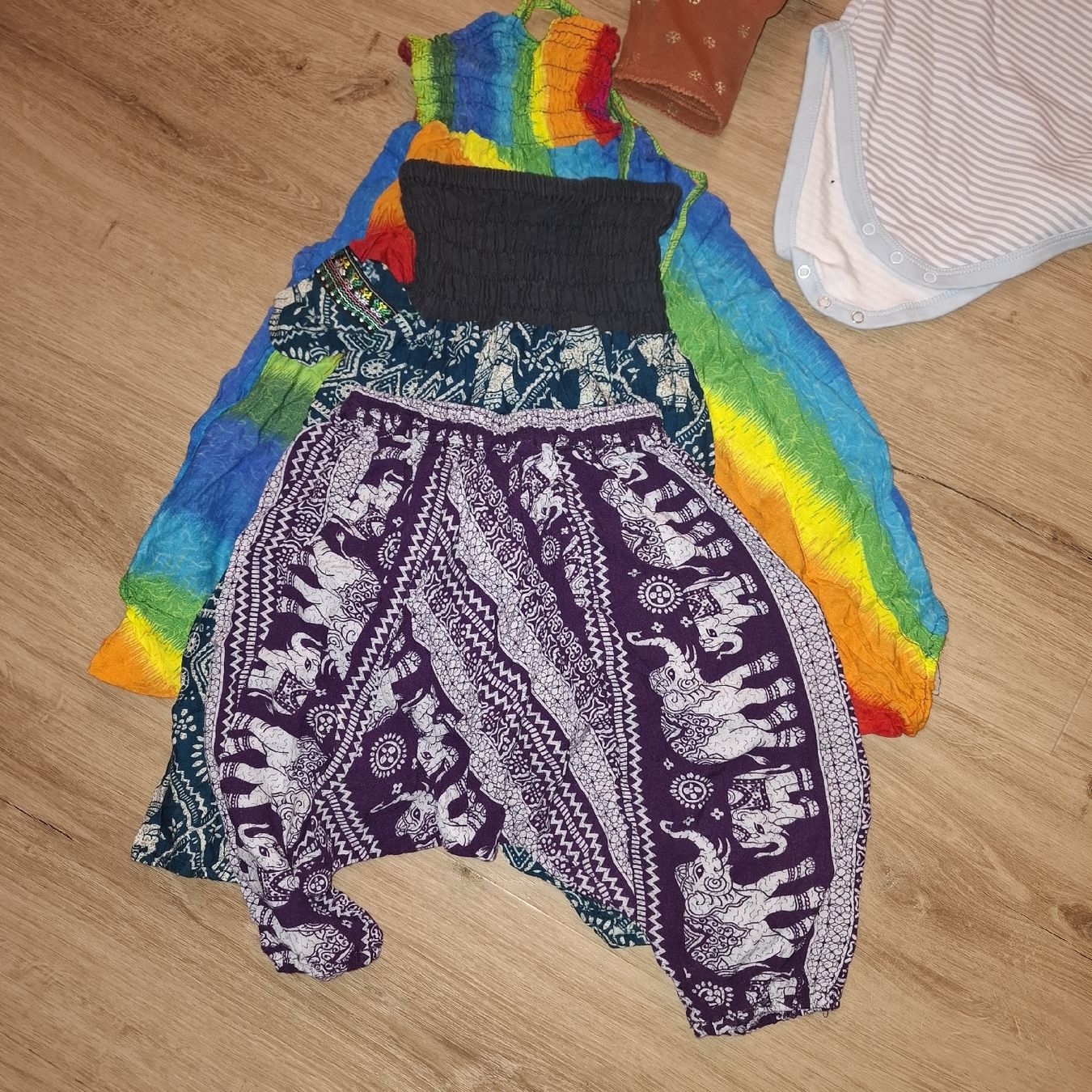Kleiderpakete & -sets: Kinderkleider Set Grösse 92 – Gebraucht aus Bülach von JAYA379 2