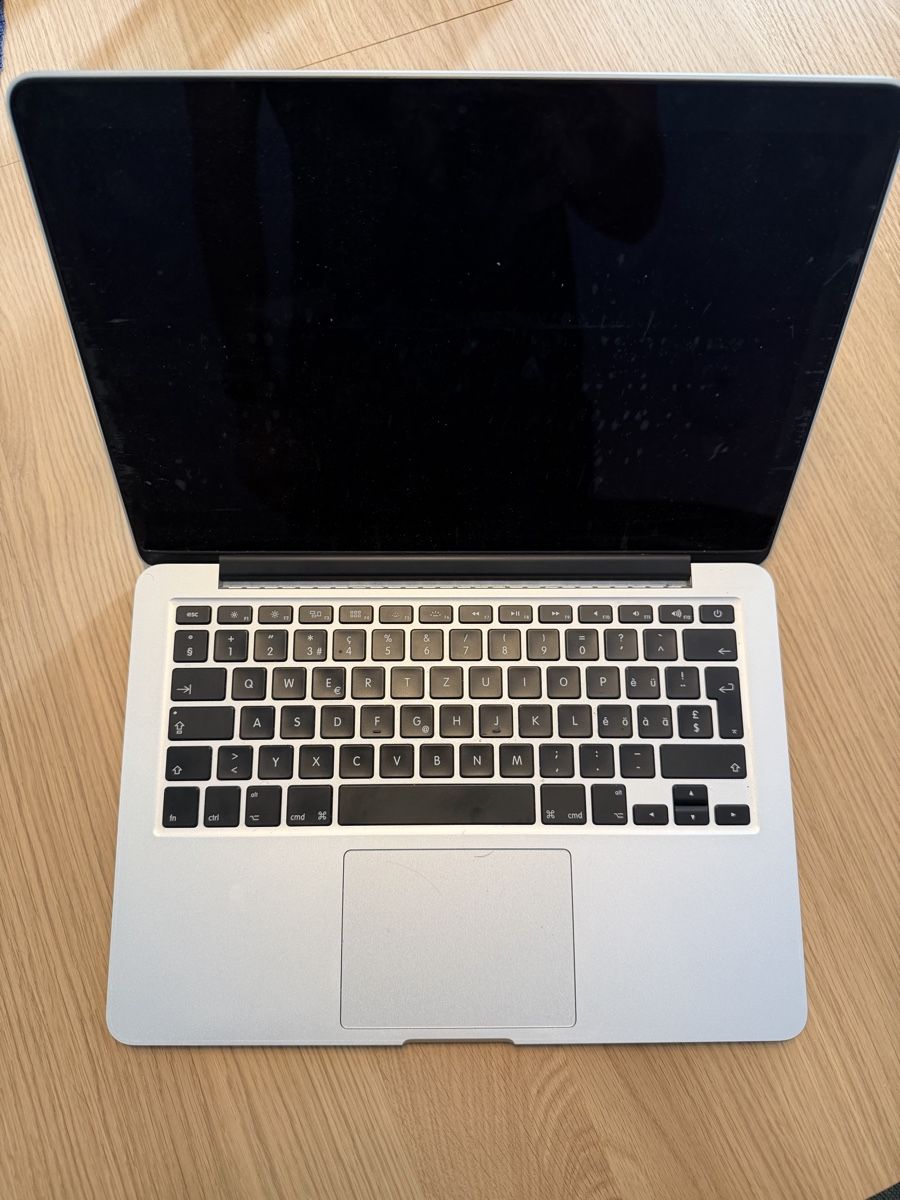 Apple Notebook: MacBookPro 13 Mid 2015 – Usato da Zürich venduto da Sven91 1