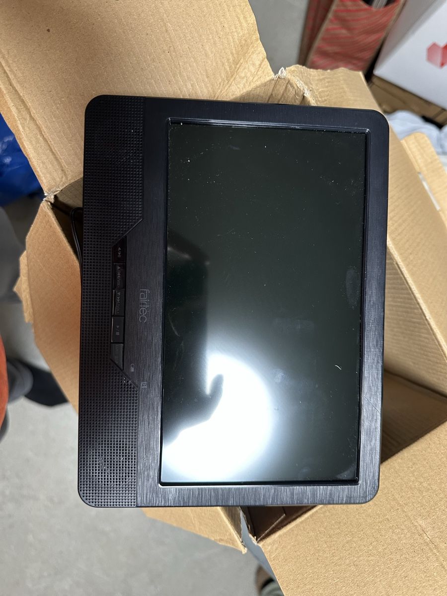 Lettore multimediale & Streamer: Portable Dvd player – Usato da aarau venduto da akiii 1