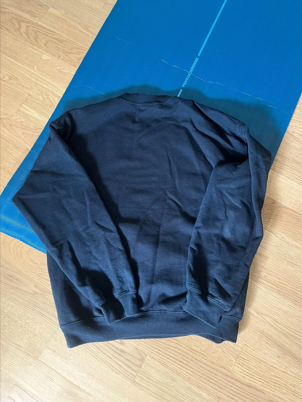 Pullover & Sweatshirts: Prison Blue Pullover – Gebraucht aus Nidau von BielBienne1993 1