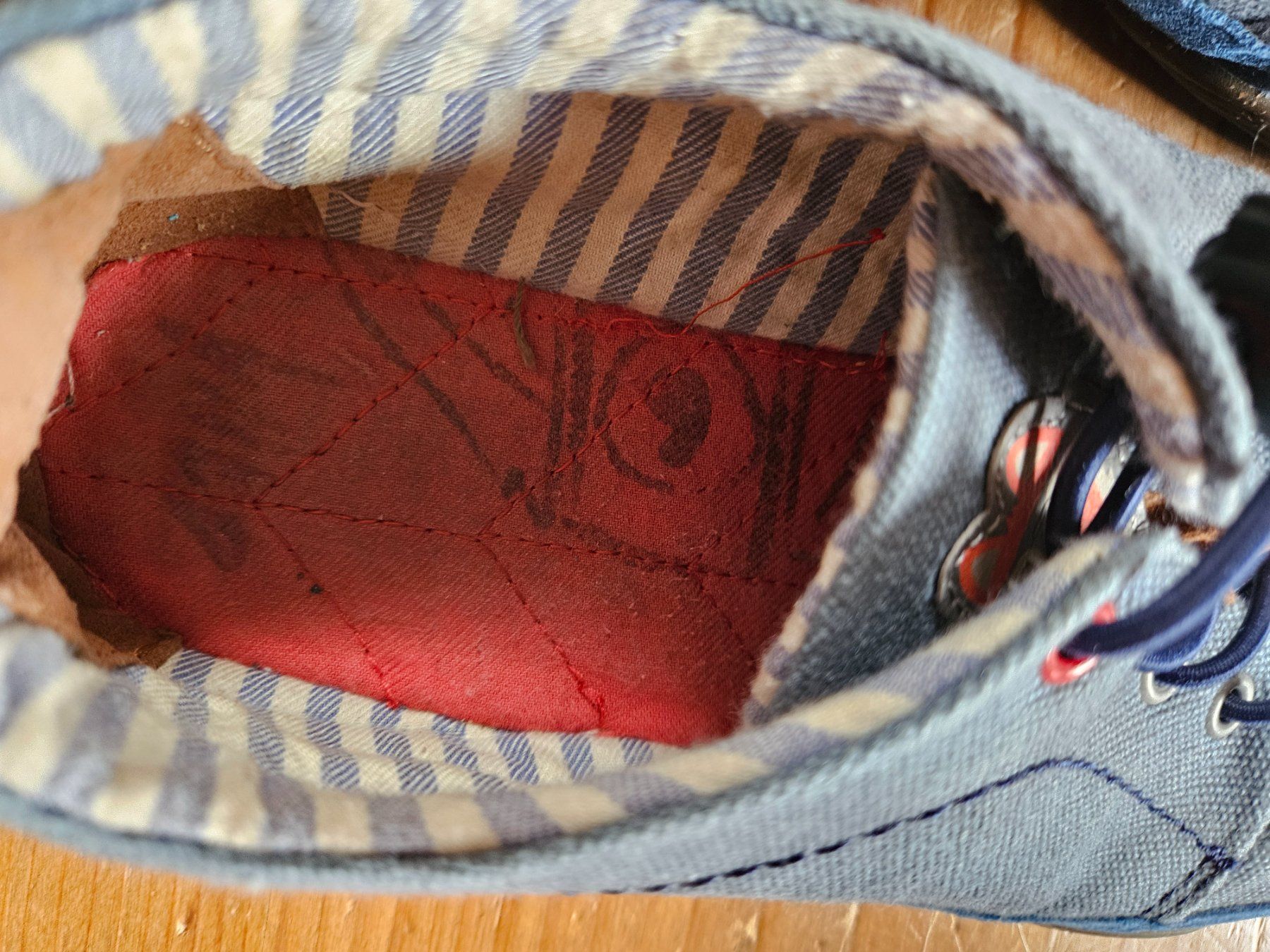 Wildling Chaussures garçon: Kinder Wildling Schuhe 35 – D'occasion à Rifferswil par fle_5nqr 4