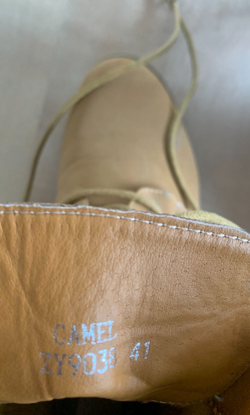 Scarpe da donna: Damen-Stiefeletten camel Gr.41 – Nuovo (secondo la descrizione) da Azmoos venduto da Verwir64 3