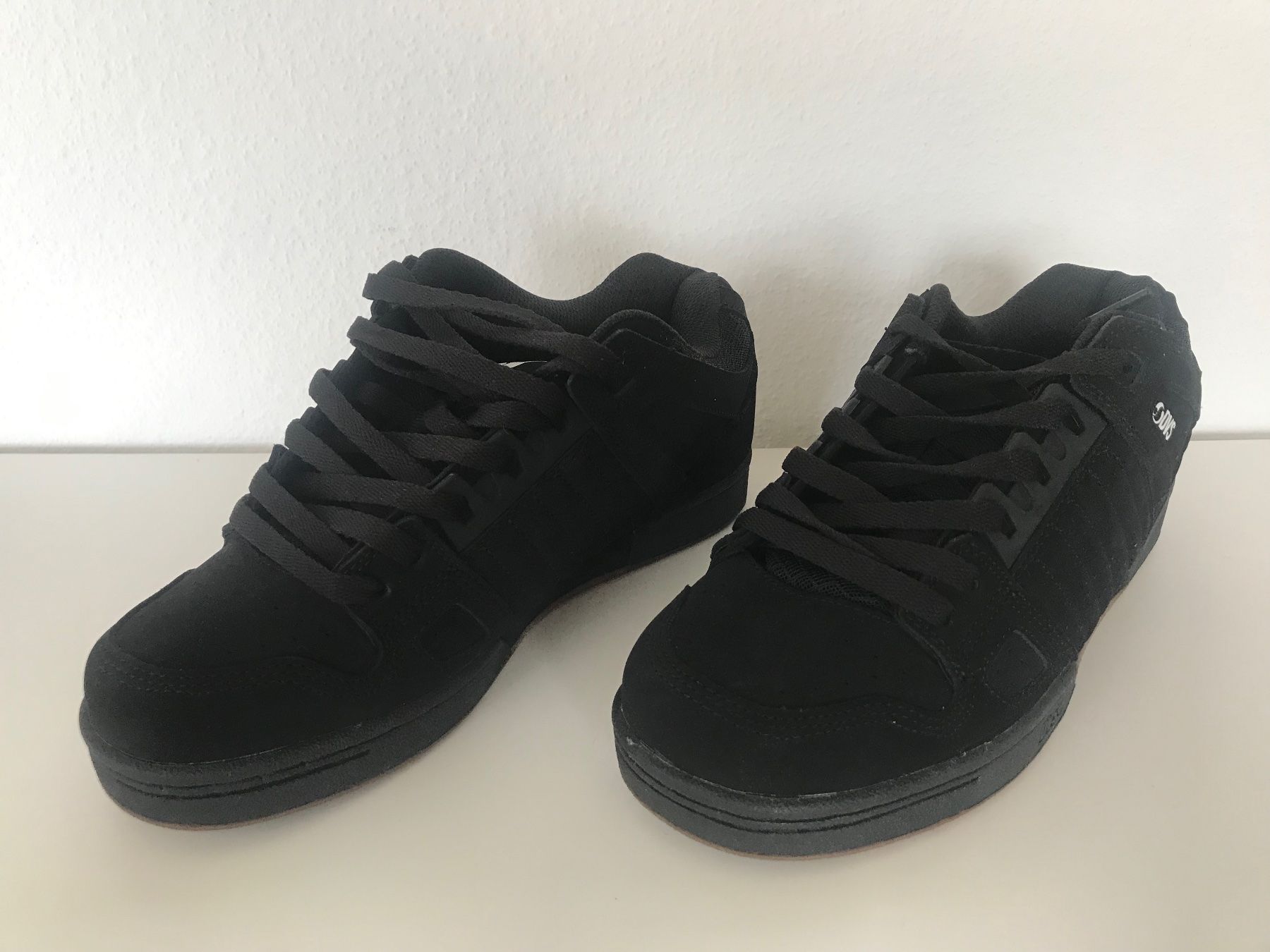 Scarpe da uomo: chaussure – Nuovo e nell'imballaggio originale da Grand-Lancy venduto da tbi_sk5l 1