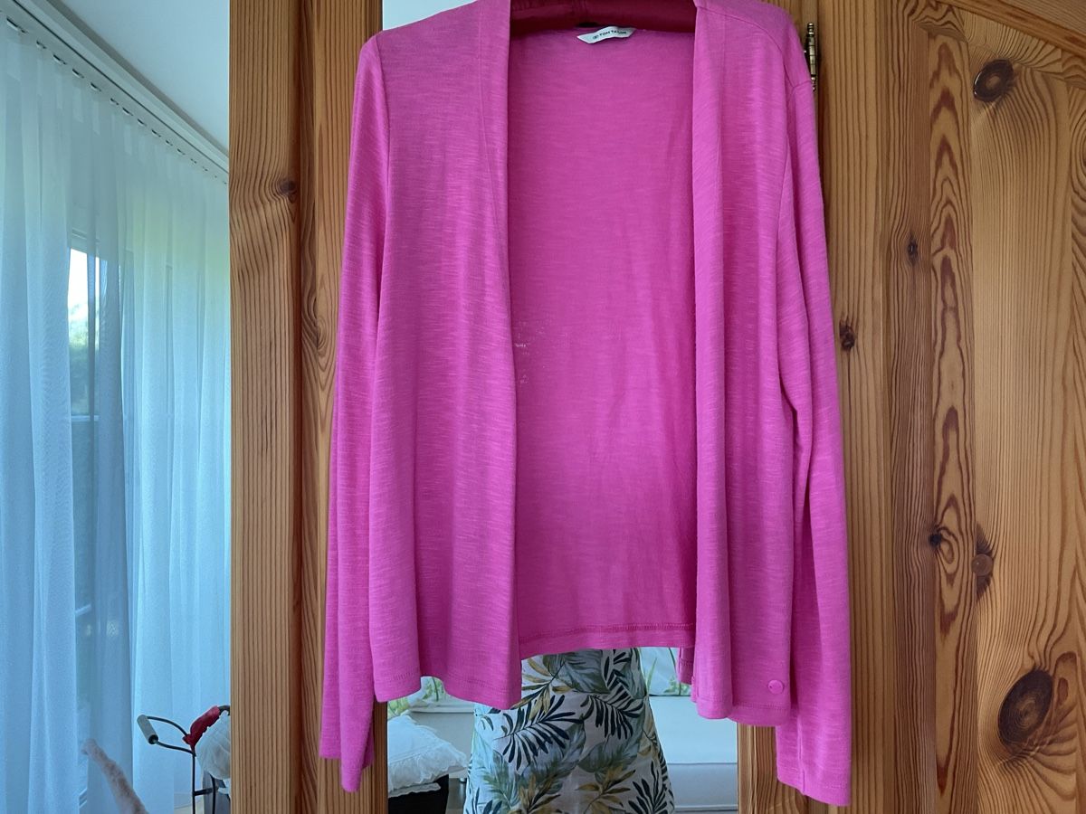 Tom Tailor Giacche: Tom Tailor Strickjacke pink Grösse M. – Usato da Roggwil TG venduto da Straven