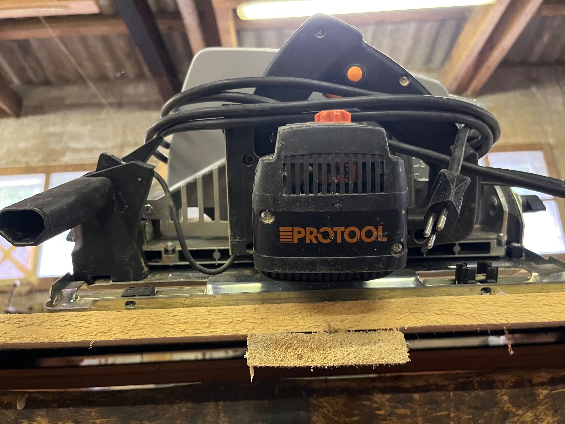 Tutte le macchine: scie circulaire protool csp 85/45 eb – Usato da Frenières-sur-Bex venduto da pilule73 1