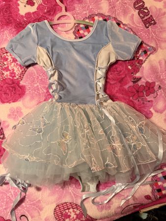Blaues Ballettkleid