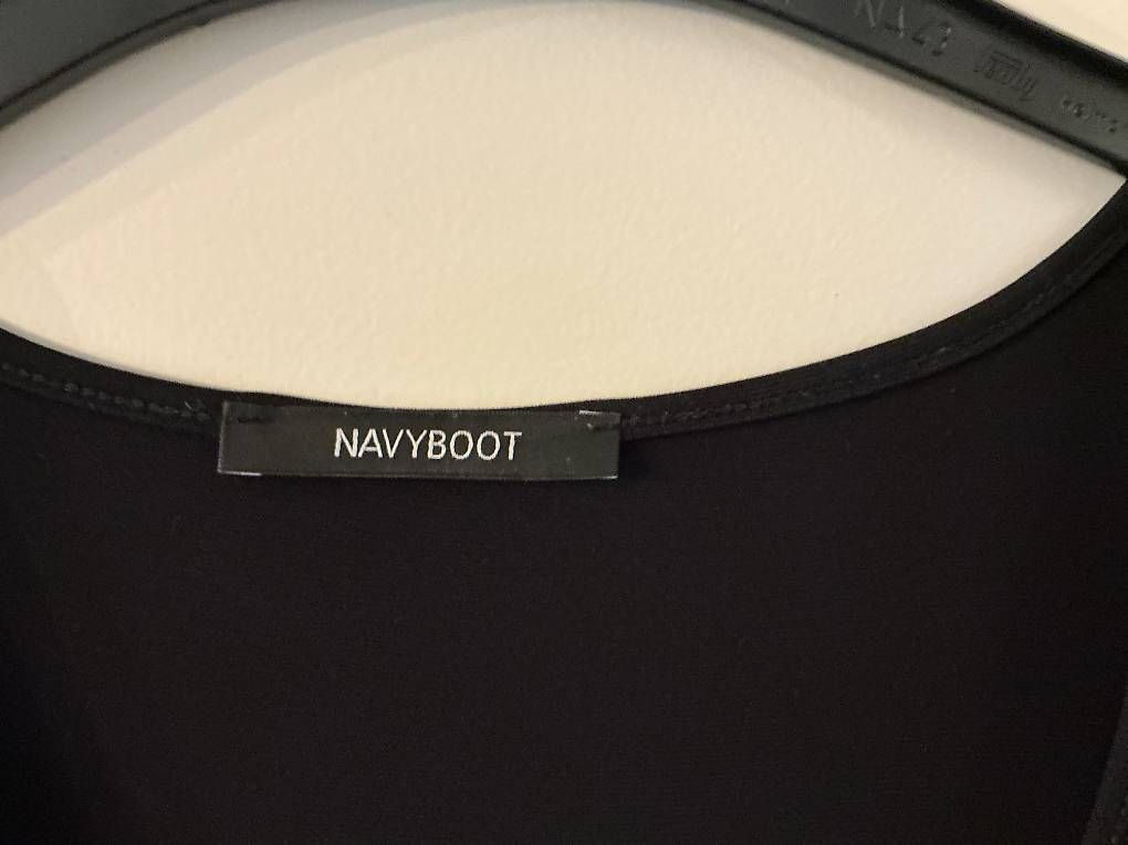 Navyboot Vestiti: Allroundkleid schwarz von Navyboot one sice – Usato da Oberwil BL venduto da Nikki13 1