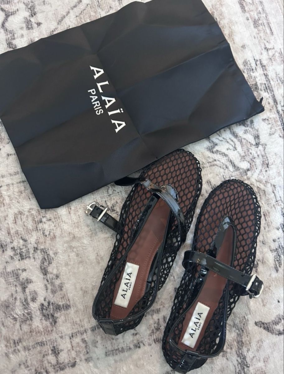 Damenschuhe: Chaussures Alaïa – Neu und originalverpackt aus Neuchâtel von xiao_bei