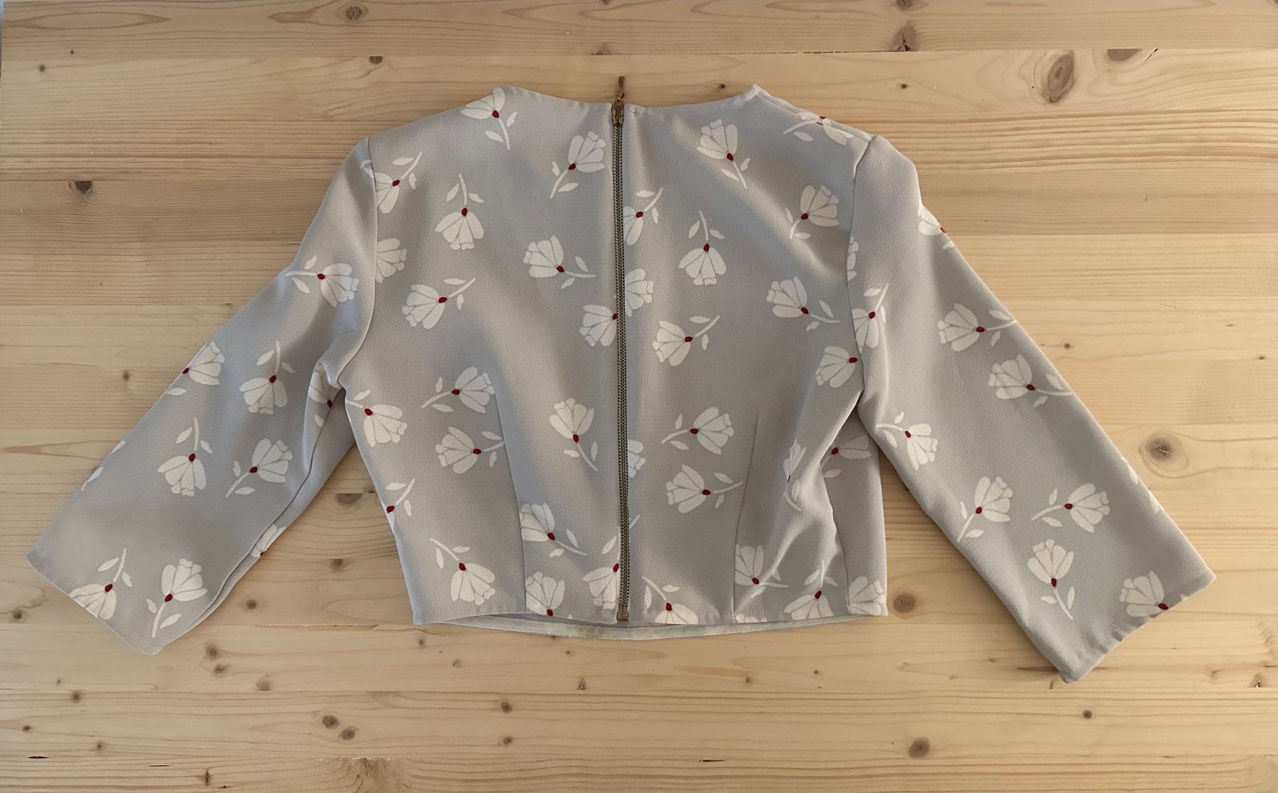 Tops: Zara Cropped Top – Gebraucht aus Basel von kik_ki_05 1