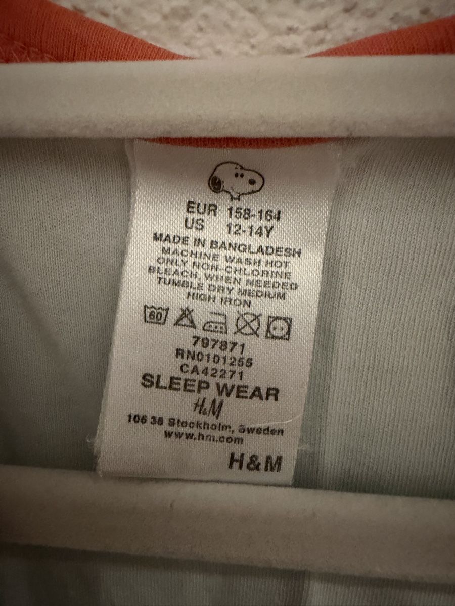 H&M Chemises, T-shirts & Polos: Pyjama Snoopy Oberteil – D'occasion à Eschenbach LU par Tatzi1 3