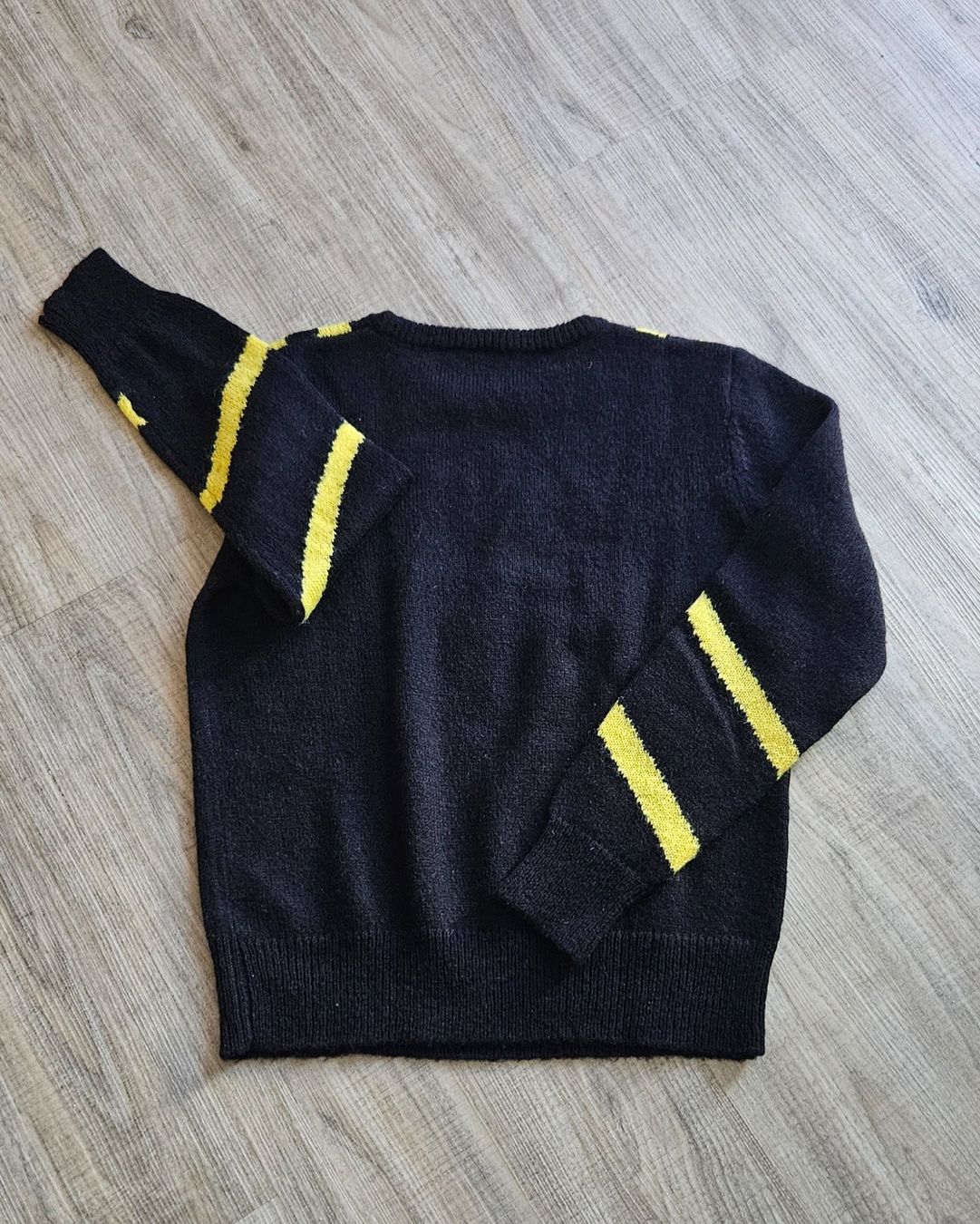 Guess Maglioni & Felpe: Guess Pullover L – Usato da Volketswil venduto da lullu64 1