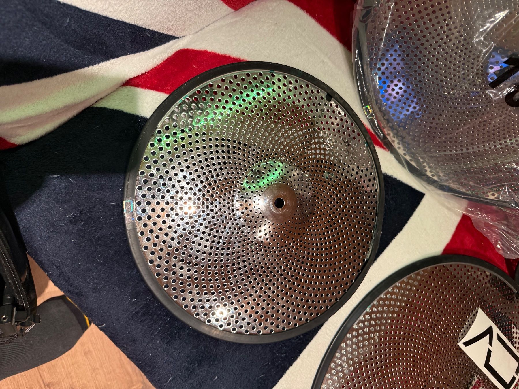 Strumenti musicali: AE AE | CTS Low Volume eCymbals - neu  - – Nuovo (secondo la descrizione) da Dicken venduto da Armylandrover 1