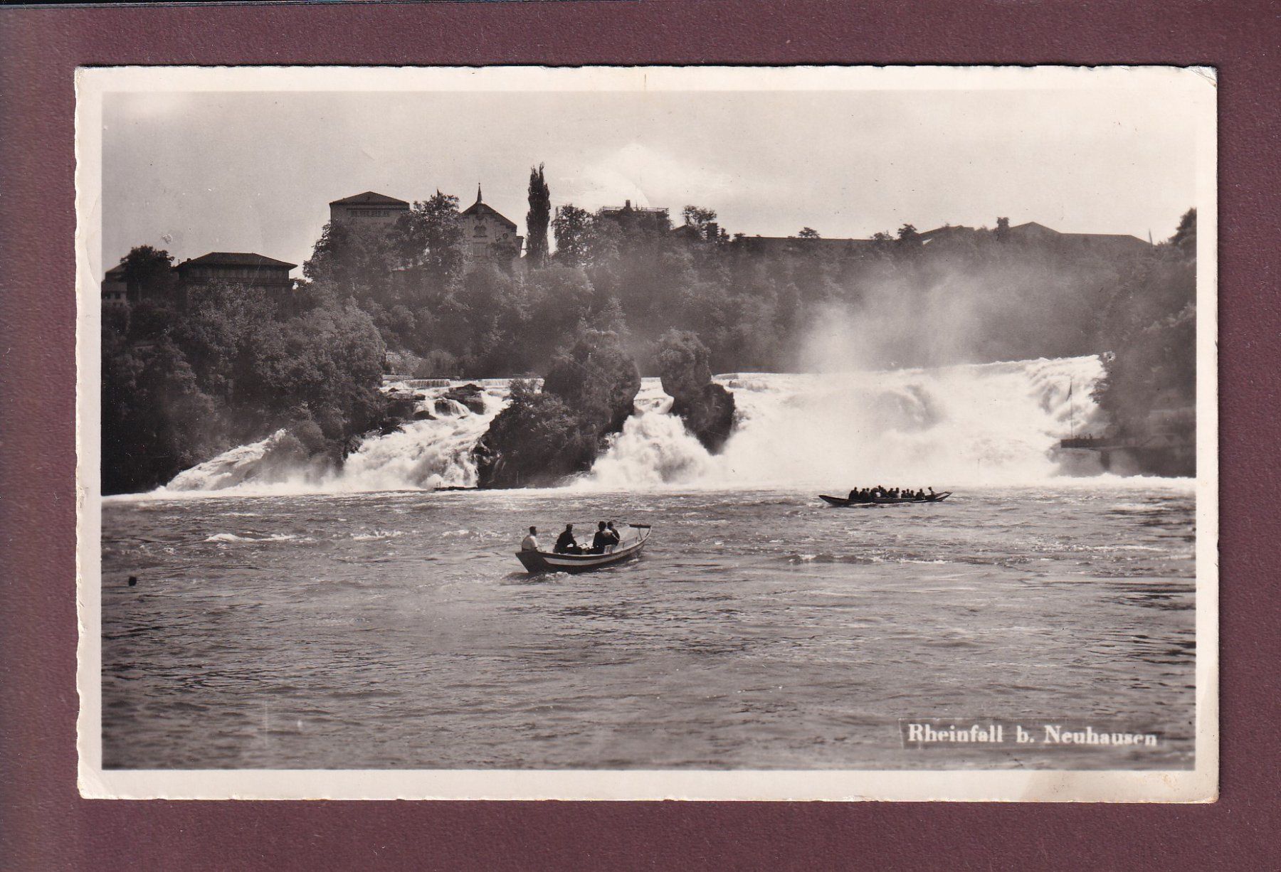 Cartoline postali: RHEINFALL bei Neuhausen - Boot - 1953 – Usato da Pully venduto da nicecards