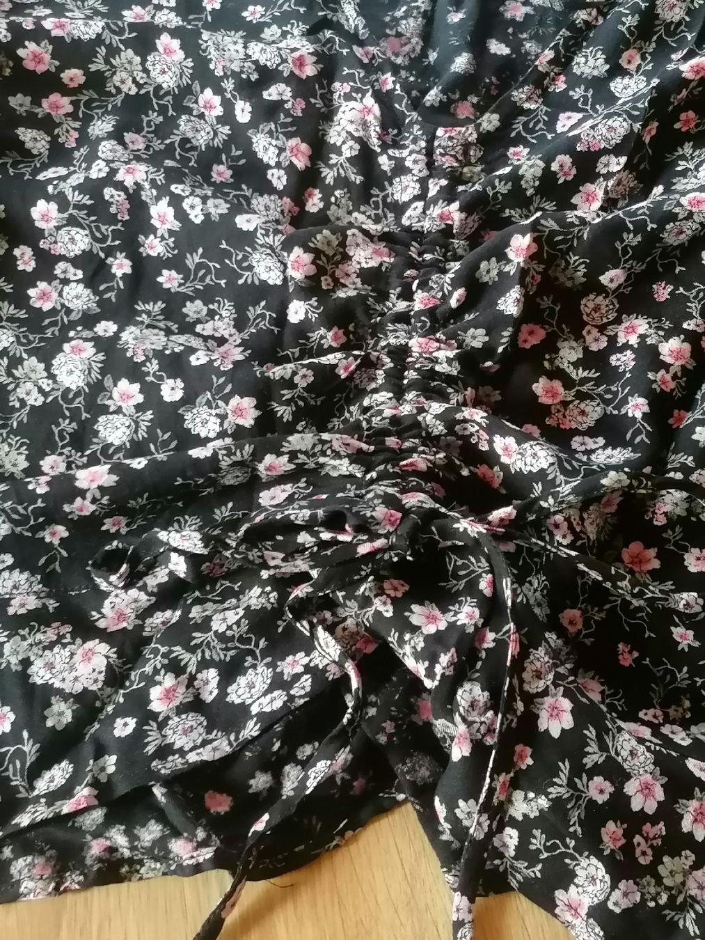 Top: Blouse, top, haut – Nuovo (secondo la descrizione) da Montcherand venduto da petiteoune75 1