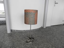 Stilvolle Designlampe "Paul Klee" Durch ein Fenster