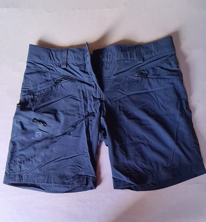 Damenhose von Salomom, dunkelblau