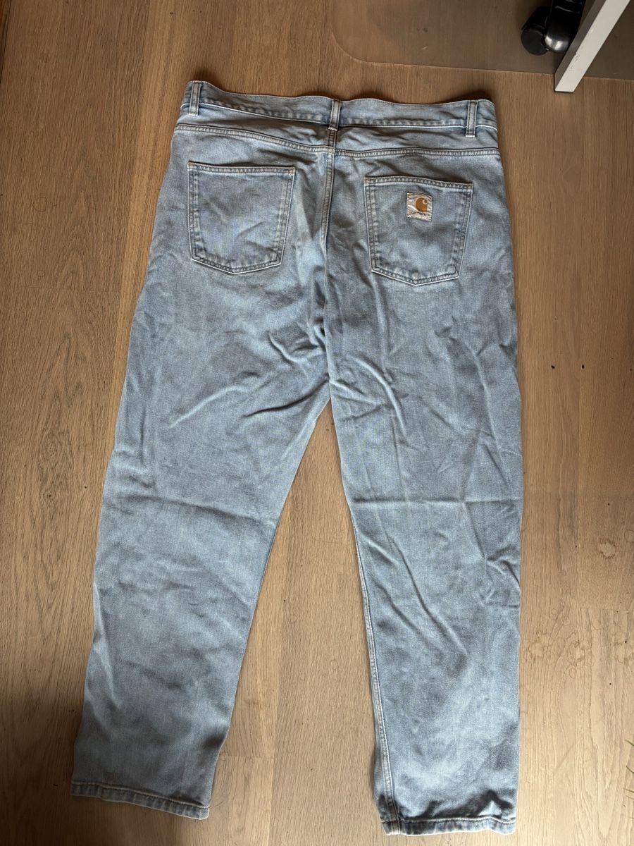 Carhartt Jeans: Carharrt Newel Pant hellblau – Usato da Bern venduto da jan_w6zm 2