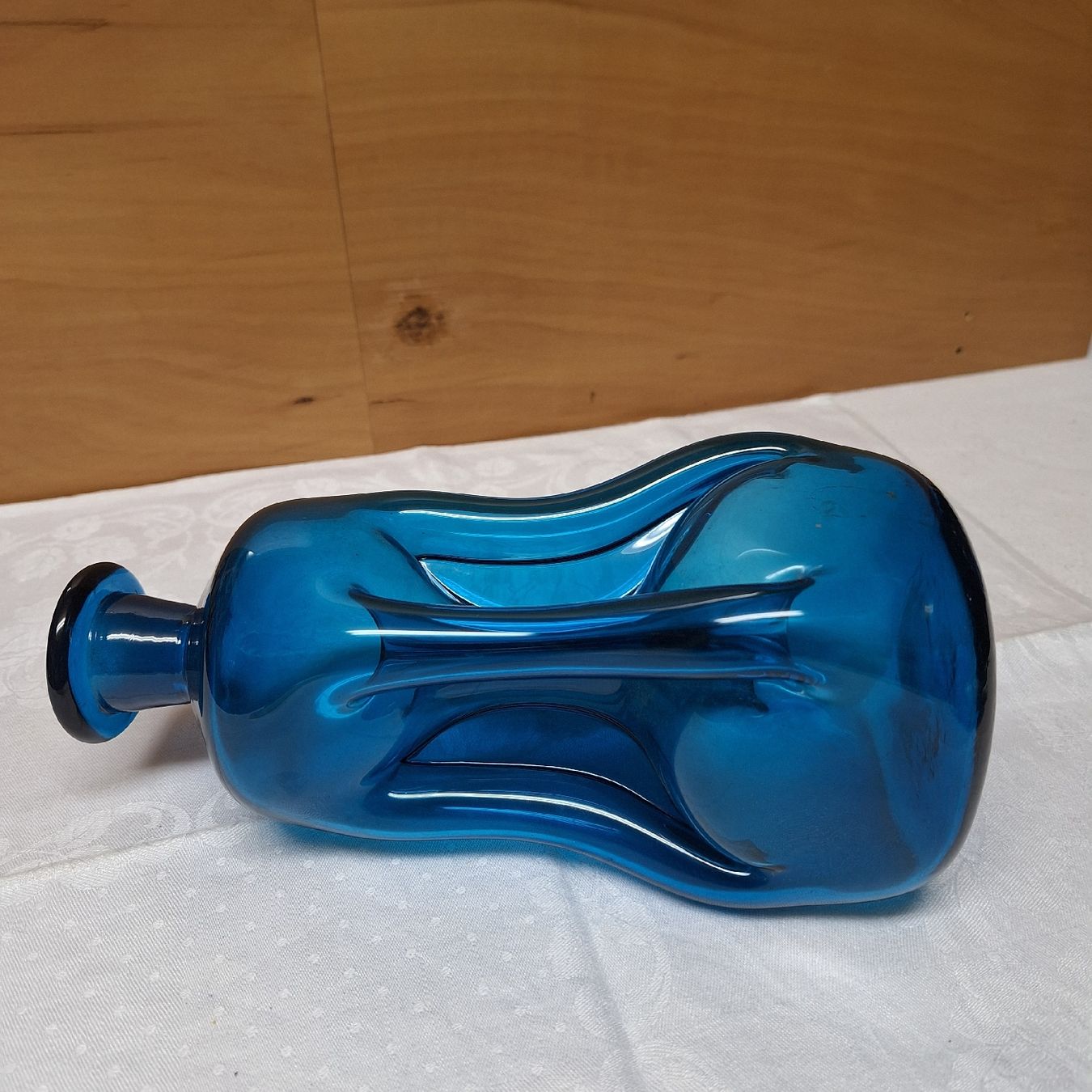 Bottiglie: Schöne Gluckerflasche in hübschem Blauton – Usato da Winterthur venduto da Goldpipau 6