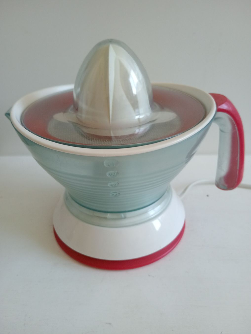 Moulinex Elettrodomestici da cucina: Moulinex Vitapress 600 Citruspresse – Usato da Allschwil venduto da Evgeniia78 2